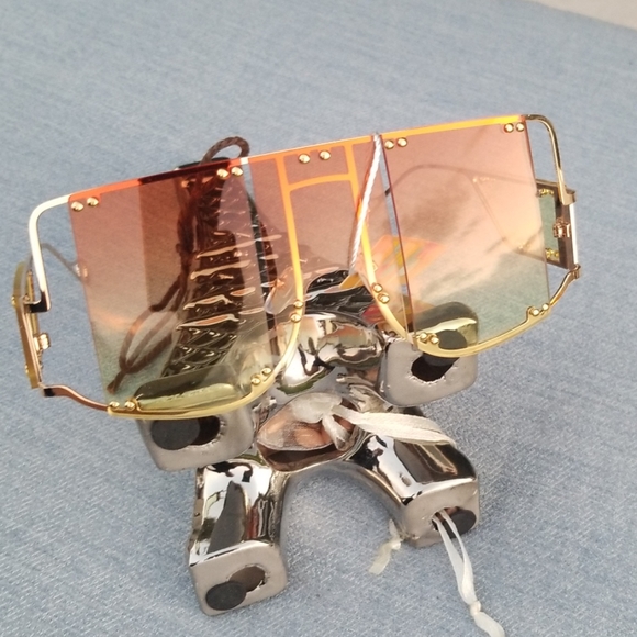 2020 woman Square style fashion luxury sunglasses - Picture 2 of 4